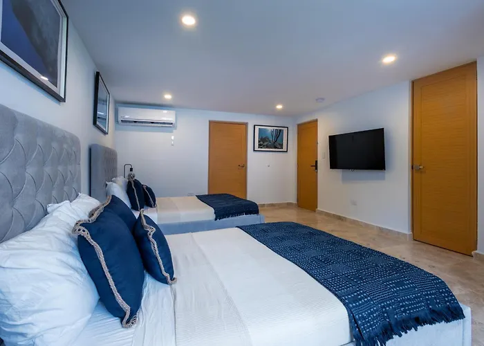 Anchors Hotel